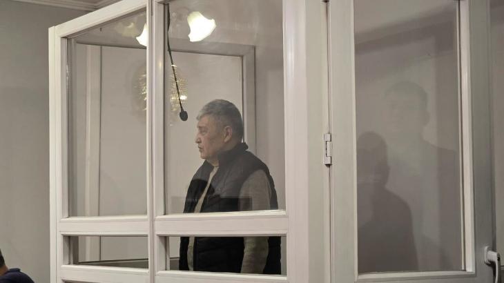 Нападение в аэропорту Алматы: прокурор рассказал в суде, как у подозреваемого возникла идея о захвате заложницы
Нападение в аэропорту Алматы: прокурор рассказал в суде, как у подозреваемого возникла идея о захвате заложницы