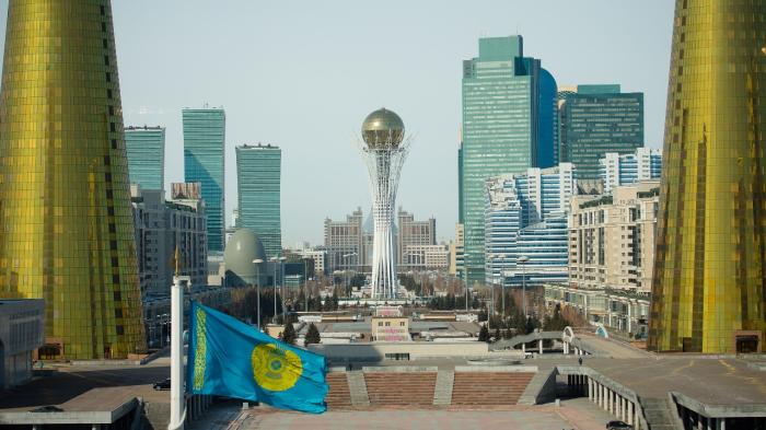 Четырнадцать автобусных маршрутов изменили схемы движения в Астане
Четырнадцать автобусных маршрутов изменили схемы движения в Астане