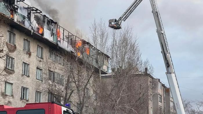 
                                                                                                                                                                                                                                                                                        Астанадағы жатақханалардың бірінен өрт шықты: 50 адам эвакуацияланды
                                                    