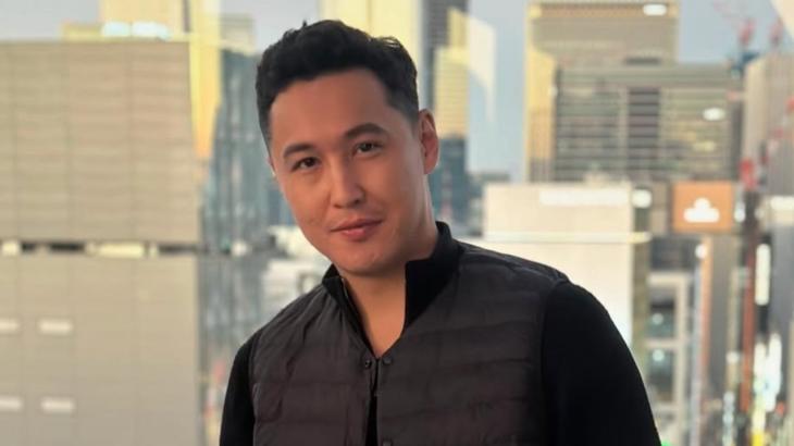 Шарип Серик написал заявление на автора ИИ-видео с Куандыком Бишимбаевым: полиция начала проверку
Шарип Серик написал заявление на автора ИИ-видео с Куандыком Бишимбаевым: полиция начала проверку