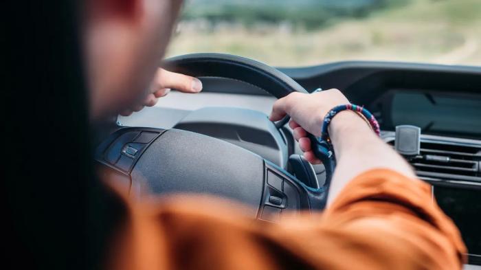 
                                                                                                                                                                                                                                                                                                                                                                                                                                                                                                Житель Астаны умер за рулём, автомобиль занесло на тротуар
                                                            