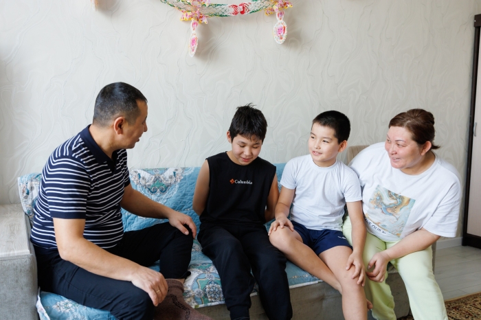 
                                                                                                                                                                                                                                                                                                                                                                                                                                                                                                Квартиры передали нуждающимся в жилье астанчанам
                                                            