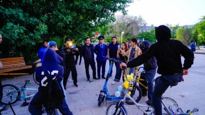 
                                                                                                                                                                                                                                                                                                                                                                                                                                                                                                Рейды против вандализма стартовали в Астане: полицейским помогают блогеры и спортсмены
                                                            