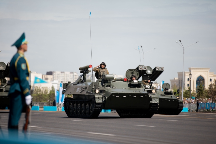 Как прошёл военный парад в Астане: репортаж Informburo
Как прошёл военный парад в Астане: репортаж Informburo