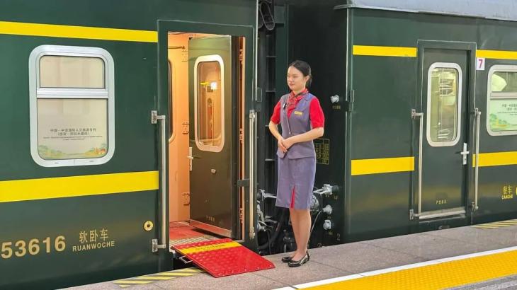 
                                                                                                                                                                                                                                                                                                                                                                                                                                                                                                "Сиань–Алматы" бағыты бойынша алғашқы халықаралық пойыз жолға шықты
                                                            