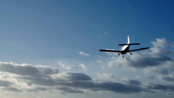 Легкомоторный частный самолёт разбился возле Астаны: два человека погибли
Легкомоторный частный самолёт разбился возле Астаны: два человека погибли