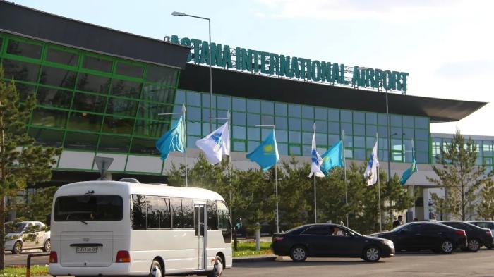 Аэропорт Астаны обратился к пассажирам из-за предстоящего ремонта взлётно-посадочной полосы
Аэропорт Астаны обратился к пассажирам из-за предстоящего ремонта взлётно-посадочной полосы