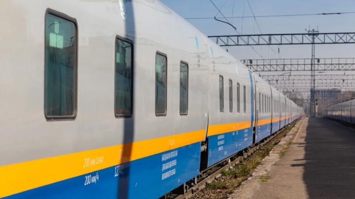 
                                                                                                                                                                                                                                                                                                                                                                                                                                                                                                                                                                                                                    Дополнительный поезд назначили по маршруту Актобе – Астана
                                                            