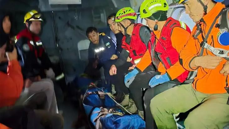 "Есінен танып қалған". Алматы тауларында 15 метр биіктен құлаған жасөспірім құтқарылды
"Есінен танып қалған". Алматы тауларында 15 метр биіктен құлаған жасөспірім құтқарылды