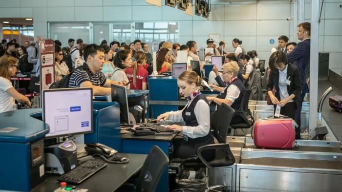 Ящик для сдачи оружия установили в аэропорту Астаны из-за участившихся находок у пассажиров
Ящик для сдачи оружия установили в аэропорту Астаны из-за участившихся находок у пассажиров