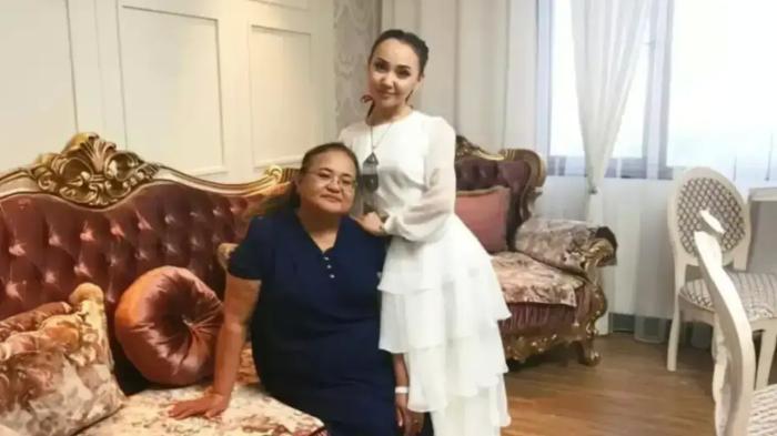 Какое наказание суд назначил матери Перизат Кайрат
Какое наказание суд назначил матери Перизат Кайрат