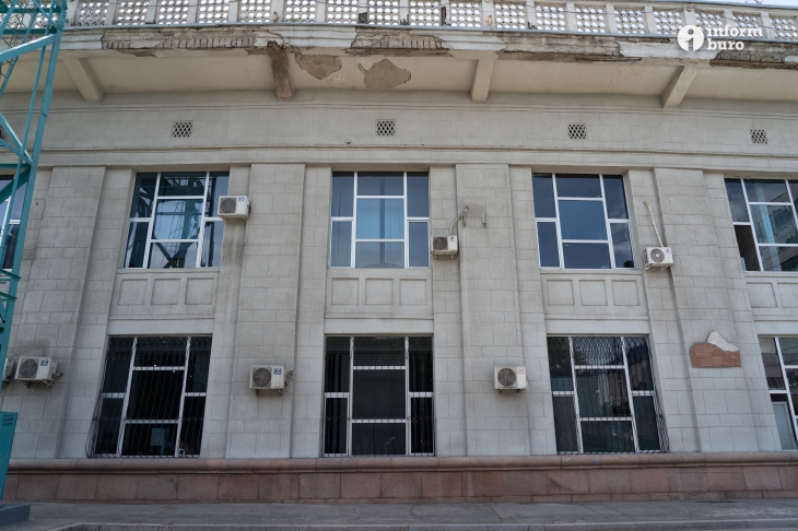 "Надо привести в порядок". Аким Алматы осмотрел Центральный стадион, где пройдёт концерт Джей Ло
"Надо привести в порядок". Аким Алматы осмотрел Центральный стадион, где пройдёт концерт Джей Ло