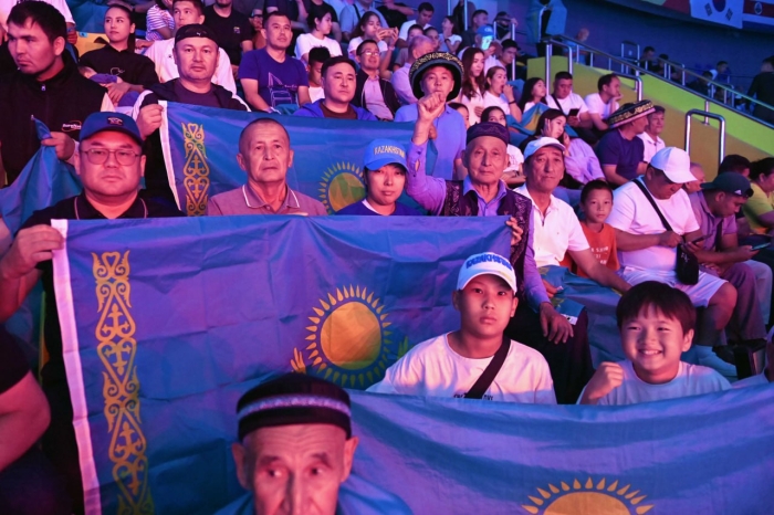 
                                                                                                                                                                                                                                                                                                                                                                                                                                                                                                Президент приехал на финальные бои Кубка мира по боксу в Астане
                                                            