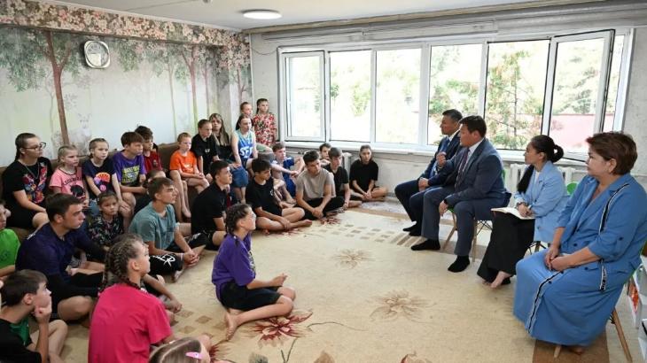 Администрация президента начала проверку из-за ситуации с детдомом в Алматы
Администрация президента начала проверку из-за ситуации с детдомом в Алматы