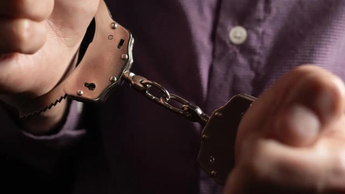 
                                                                                                                                                                                                                                                                                                                                                                                                                                                                                                                                                                                                                    Целовал и трогал: мужчина напал на двух маленьких девочек в Астане
                                                            