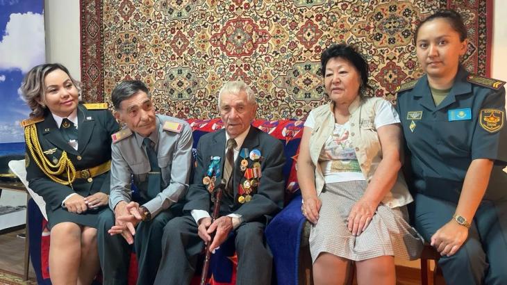 
                                                                                                                                                                                                                                                                                                                                                                                                                                                                                                С 17 лет на фронте: в Алматы поздравили со столетним юбилеем ветерана войны Владимира Белозёрова
                                                            