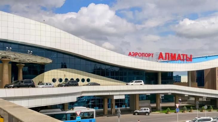 Алматы әуежайында ер адам өзін өртеп жіберді. Полиция оқиғаның себебін атады
Алматы әуежайында ер адам өзін өртеп жіберді. Полиция оқиғаның себебін атады