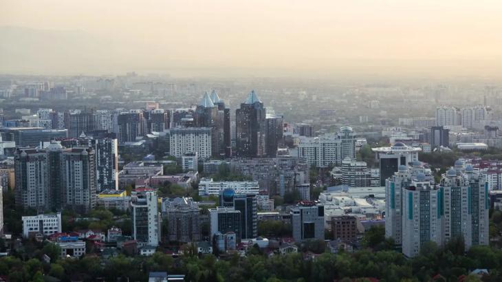 Иностранцы, переезжающие в Казахстан, чаще выбирают Алматы, а не Астану
Иностранцы, переезжающие в Казахстан, чаще выбирают Алматы, а не Астану