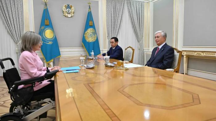 Токаев принял уполномоченного по правам человека по Астане
Токаев принял уполномоченного по правам человека по Астане