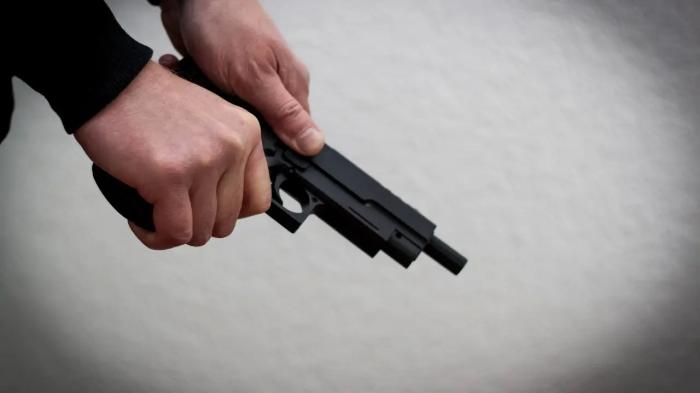 Житель Астаны открыл стрельбу во дворе жилого дома: его задержали
Житель Астаны открыл стрельбу во дворе жилого дома: его задержали