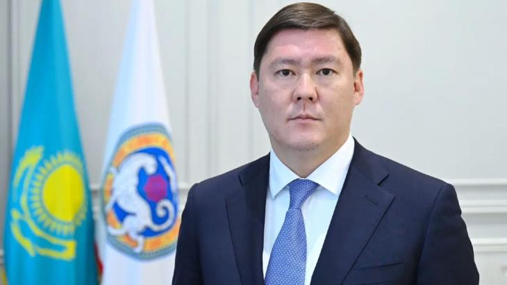 Аким Алматы назначил себе заместителя по вопросам энергетики, транспорта и коммунального хозяйства
Аким Алматы назначил себе заместителя по вопросам энергетики, транспорта и коммунального хозяйства