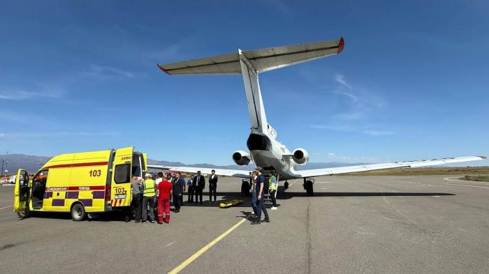 Пострадавших в ДТП детей из Абайской области направили санавиацией в Астану
Пострадавших в ДТП детей из Абайской области направили санавиацией в Астану