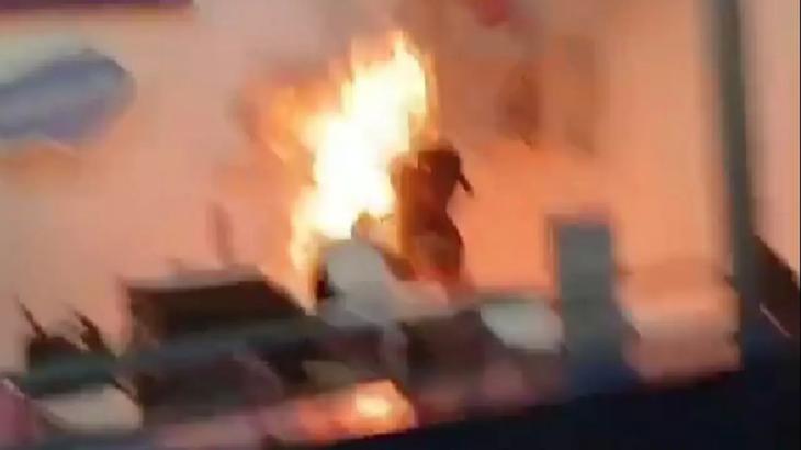 В аэропорту Алматы мужчина поджёг себя
В аэропорту Алматы мужчина поджёг себя