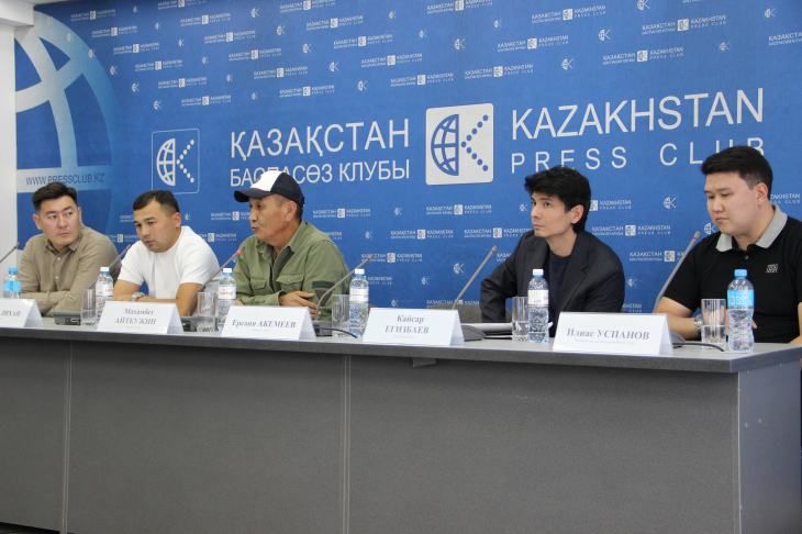 "Мы не миллионеры". Таксисты Алматы предупредили о крахе рынка без упрощённой декларации
"Мы не миллионеры". Таксисты Алматы предупредили о крахе рынка без упрощённой декларации