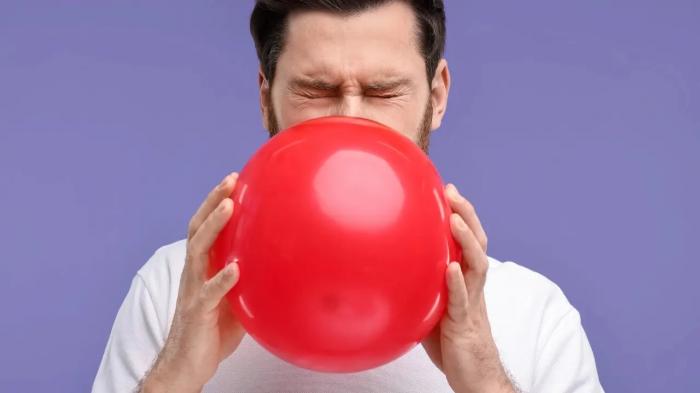 Баллоны с "веселящим газом" изъяли в клубах Астаны
Баллоны с "веселящим газом" изъяли в клубах Астаны