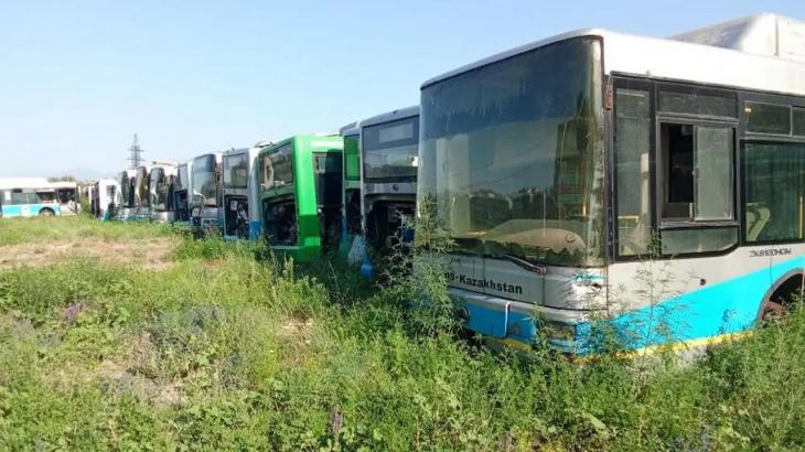 Ещё 166 старых автобусов продали на металлолом в Алматы
Ещё 166 старых автобусов продали на металлолом в Алматы