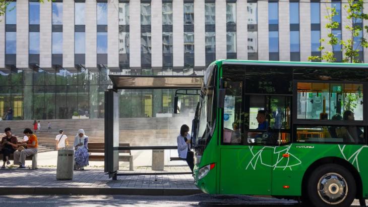 Новый автобусный маршрут запустили в Алматы
Новый автобусный маршрут запустили в Алматы