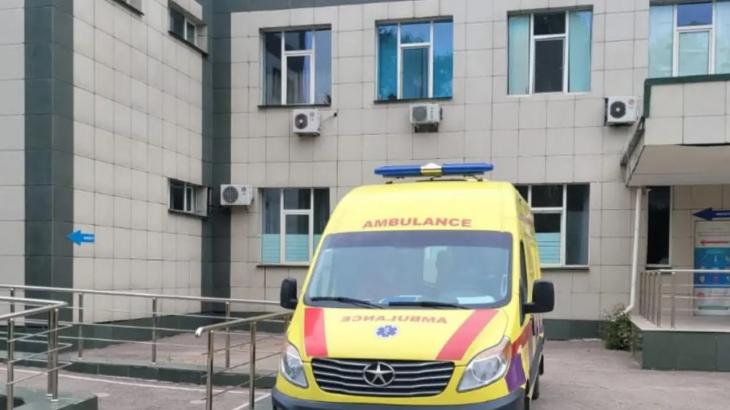 Скорая помощь сбила подростка на пешеходном переходе в Алматы
Скорая помощь сбила подростка на пешеходном переходе в Алматы