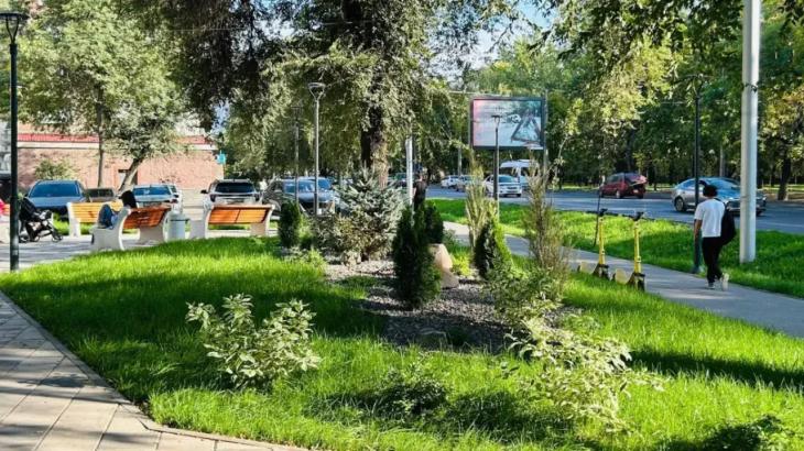 Алматының Алмалы ауданында тағы бір жасыл демалыс аймағы жаңартылып жатыр
Алматының Алмалы ауданында тағы бір жасыл демалыс аймағы жаңартылып жатыр