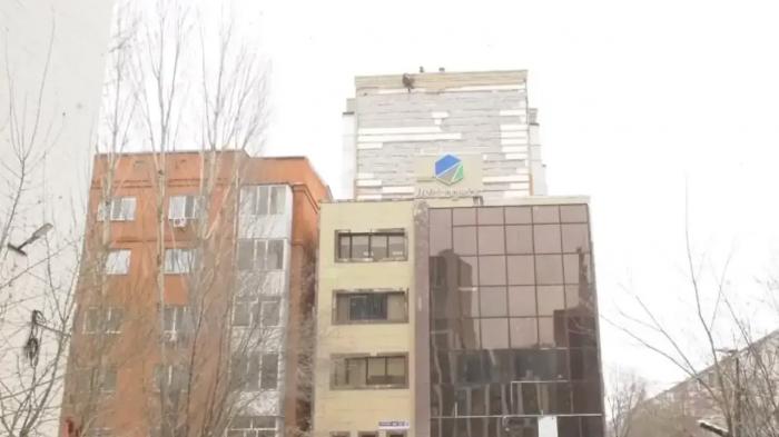 Обрушение фасада дома в Астане: полиция проверит действия спасателей
Обрушение фасада дома в Астане: полиция проверит действия спасателей