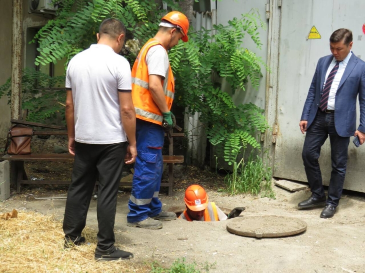 Алматыда борышкерлердің пәтеріндегі ыстық суы өшіріледі
 
Алматыда борышкерлердің пәтеріндегі ыстық суы өшіріледі