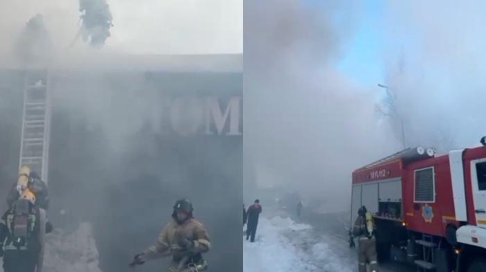 
                                                                                                                                                                                                                                                                                                                                                                                                                                                                                                                                                    Мебельный цех загорелся в Астане 
                                                    