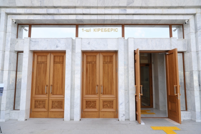 Турецкий мрамор и кыргызский травертин. Что изменилось в здании акимата Алматы