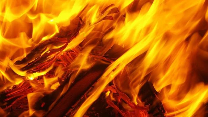 
                                                                                                                                                                                                                                                                                                                                                                                                                                                                Пассажирский поезд загорелся на участке Астана – Караганда
                                                    