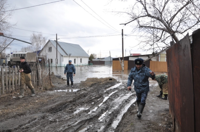 В Петропавловске прорвало все дамбы, идет эвакуация