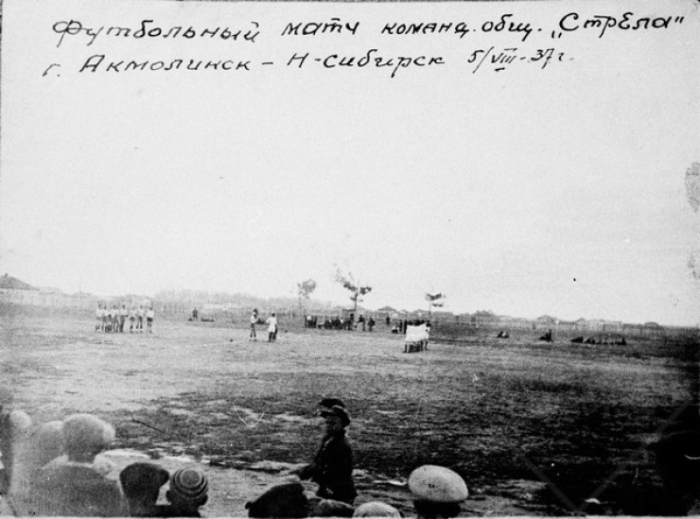 На руинах спортивной истории: как погибает старейший стадион Астаны