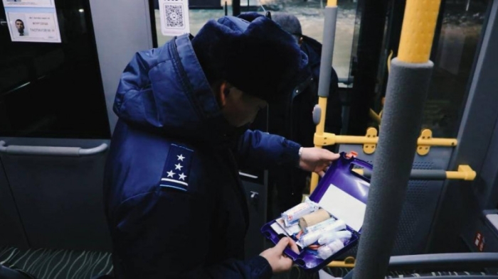 Общественный транспорт хотят оснастить тревожными кнопками из-за нападений на водителей и пассажиров Общественный транспорт хотят оснастить тревожными кнопками из-за нападений на водителей и пассажиров