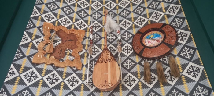 Берут "Майбахи" и покупают жилье рядом с Дуровым. Сколько денег тратят казахстанцы в этой стране Берут "Майбахи" и покупают жилье рядом с Дуровым. Сколько денег тратят казахстанцы в этой стране