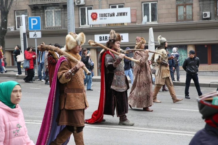 
Театрализованный караван "Көш. Наурыз – думан" прошёл в Алматы
