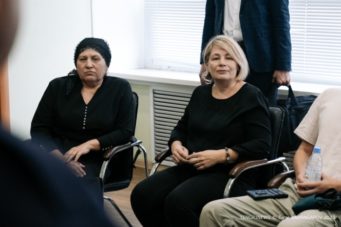 "Не буду обманывать, ваши родственники погибли". О чем говорят родные шахтеров "Казахстанской"