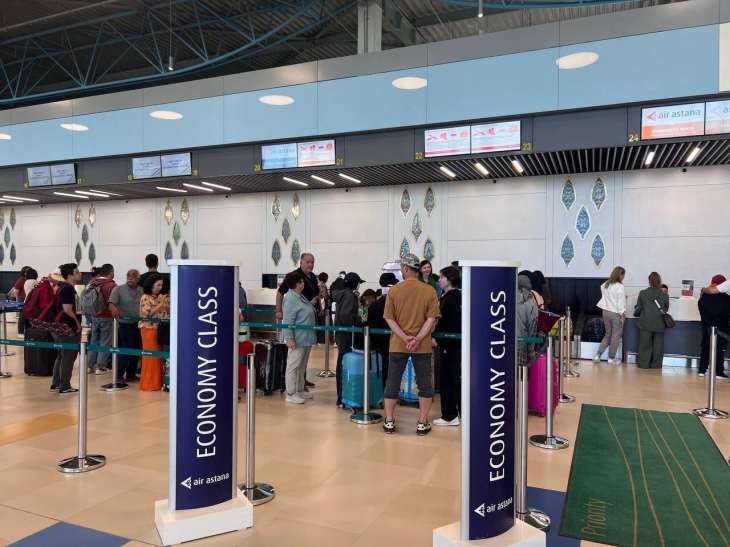 В аэропорту Алматы заработал новый терминал
 
В аэропорту Алматы заработал новый терминал