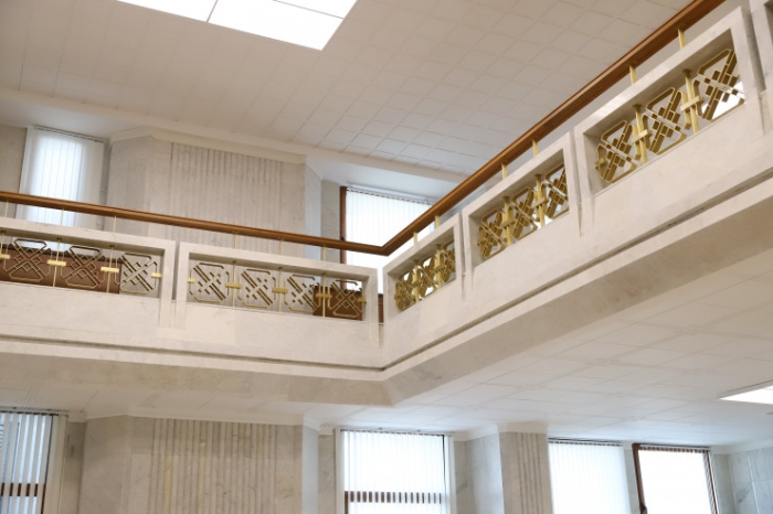 Турецкий мрамор и кыргызский травертин. Что изменилось в здании акимата Алматы