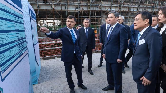 LRT и газовая станция "Туран": Олжас Бектенов проверил реализацию инфраструктурных проектов в Астане
LRT и газовая станция "Туран": Олжас Бектенов проверил реализацию инфраструктурных проектов в Астане