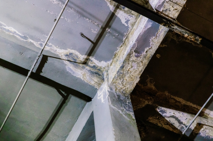 "Внимание, опасная зона!" Что происходит с театрами Алматы