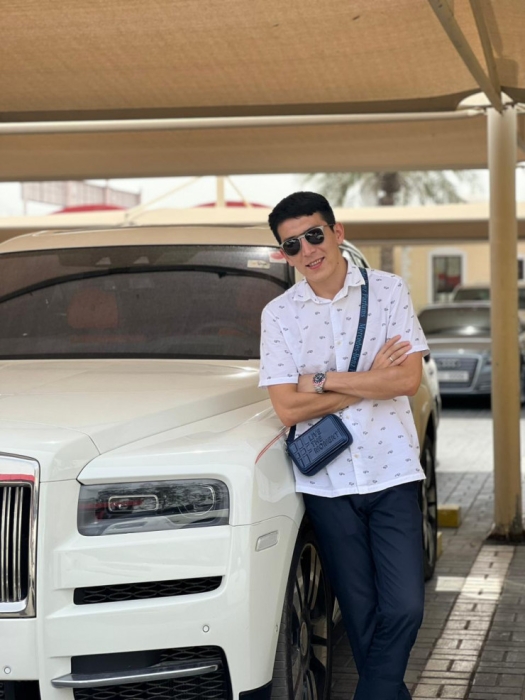 Берут "Майбахи" и покупают жилье рядом с Дуровым. Сколько денег тратят казахстанцы в этой стране Берут "Майбахи" и покупают жилье рядом с Дуровым. Сколько денег тратят казахстанцы в этой стране