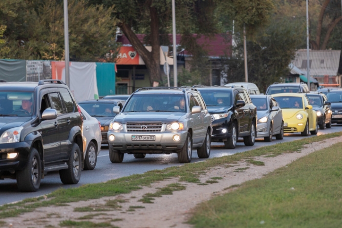 Алматы грозит транспортный коллапс: как спасти город от пробок Алматы грозит транспортный коллапс: как спасти город от пробок